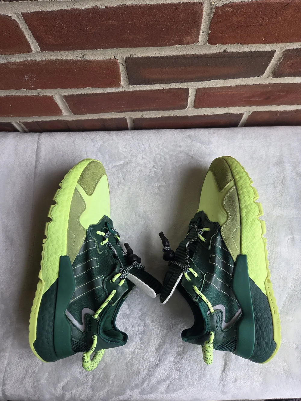 Adidas x IVY PARK Nite Jogger Green Volt Boost Sneakers Men's 8.5 US